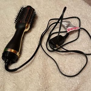 Hair dryer brush